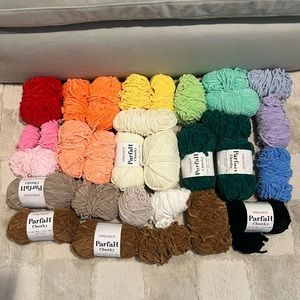 bundle of 32 premier parfait yarn balls